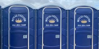 Best VIP or Luxury Restroom Trailers  in Briarcliff, TX